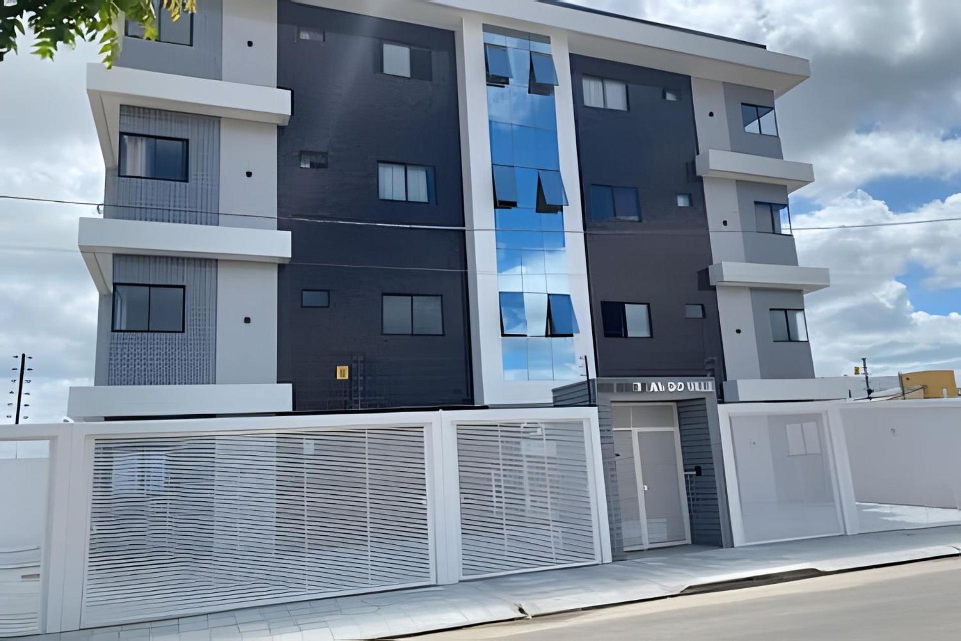 Para 10 Pessoas, 03 Quartos Ar Condicionado E Ventilador, Garagem, Atras Do Hospital Da Unimed Petrolina Ngoại thất bức ảnh